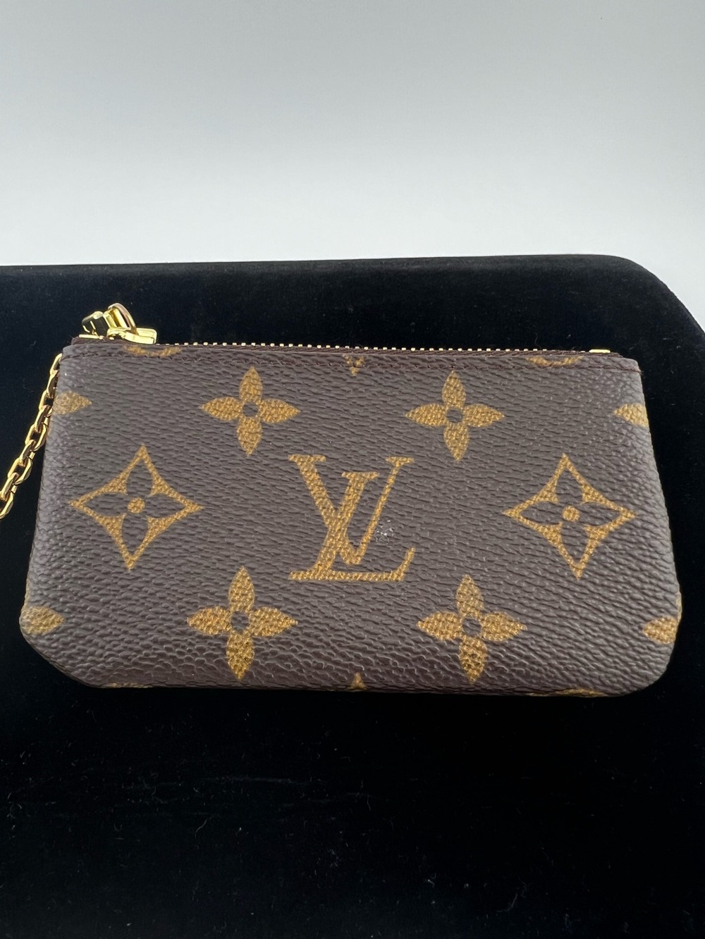 Louis Vuitton Monogram Pochette Clés Coin/Key Pouch - Picture 2 of 9